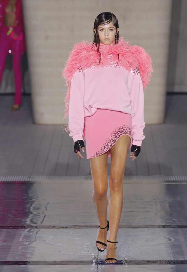 مجموعة دايفيد كوما لربيع وصيف 2022 ساحرة في أسبوع  نيويورك للموضة