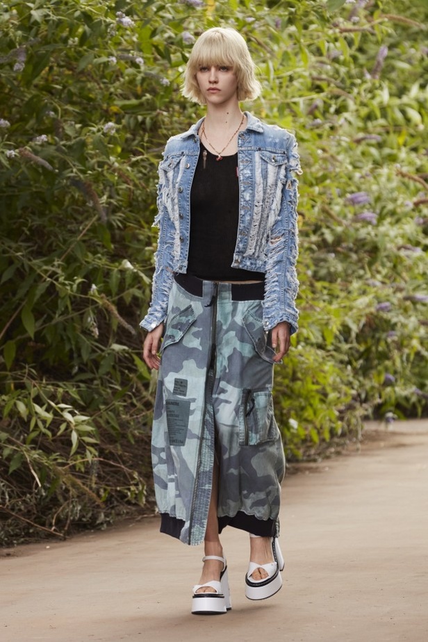 عرض أزياء Dsquared2 من أسبوع الموضة في ميلان 2021 