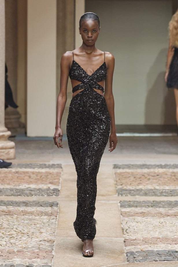 عرض أزياء Ermanno Scervino لربيع وصيف 2022 من أسبوع الموضة في ميلان