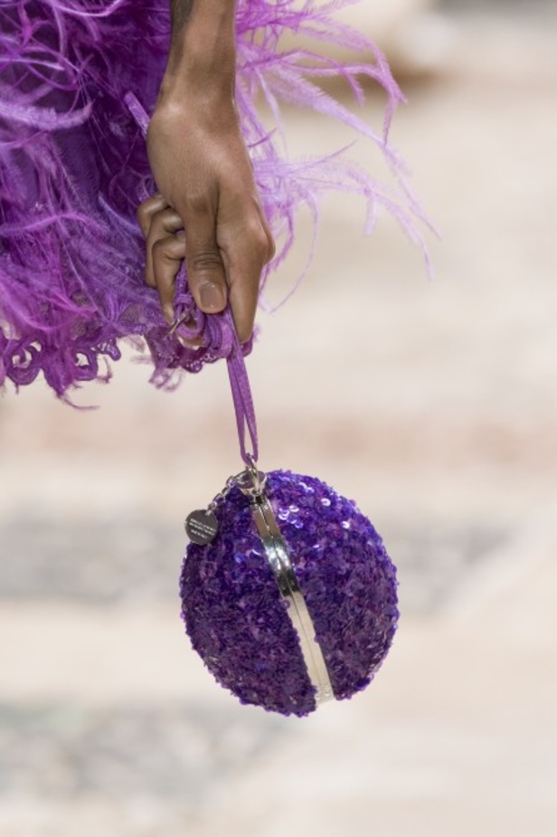 عرض أزياء Ermanno Scervino لربيع وصيف 2022 من أسبوع الموضة في ميلان