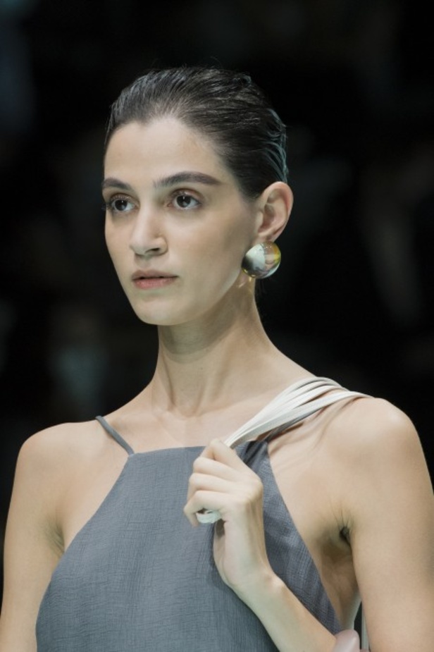 مجموعة أمبوريو أرماني لموسم ربيع وصيف 2022