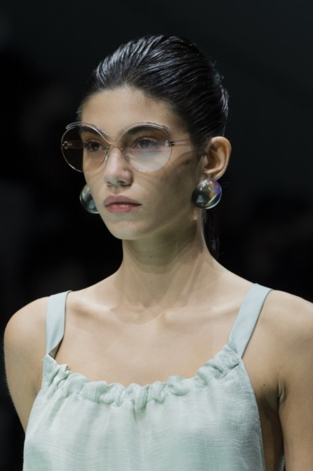 مجموعة أمبوريو أرماني لموسم ربيع وصيف 2022