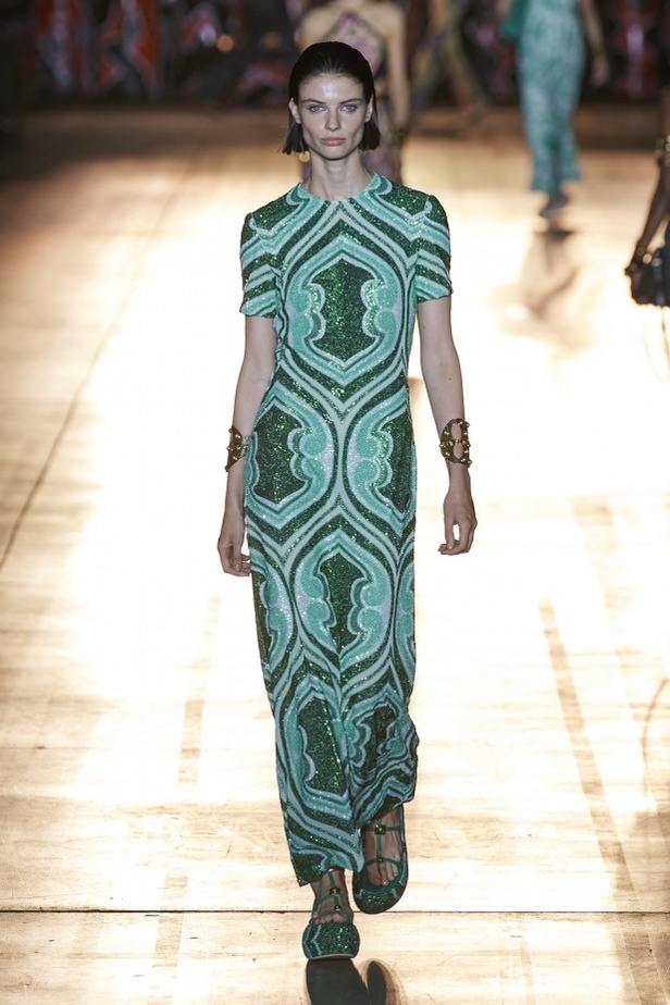 مجموعة Etro لربيع وصيف 2022 من أسبوع الموضة في ميلانو