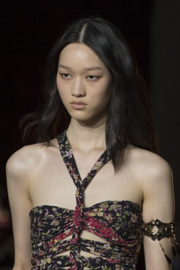 مجموعة Etro لربيع وصيف 2022 من أسبوع الموضة في ميلانو