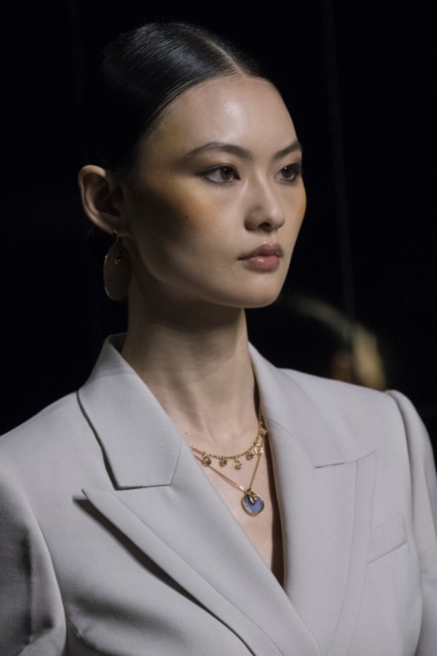 عرض أزياء Fendi لربيع وصيف 2022 من أسبوع الموضة في ميلانو