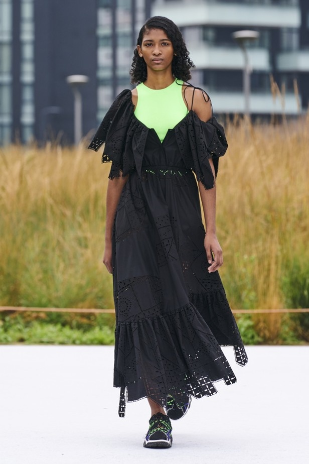 مجموعة MSGM لربيع وصيف 2022 من أسبوع الموضة في ميلانو