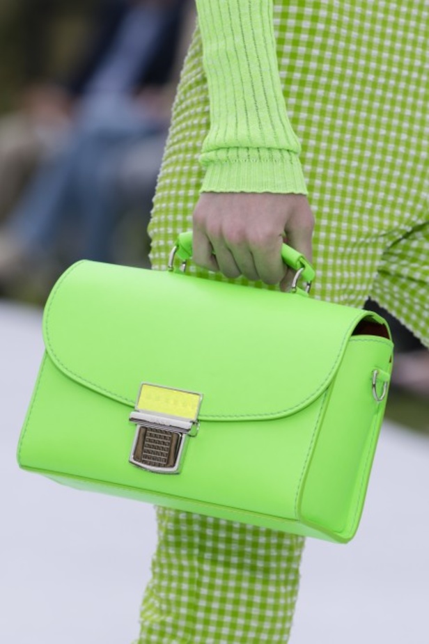 مجموعة MSGM لربيع وصيف 2022 من أسبوع الموضة في ميلانو