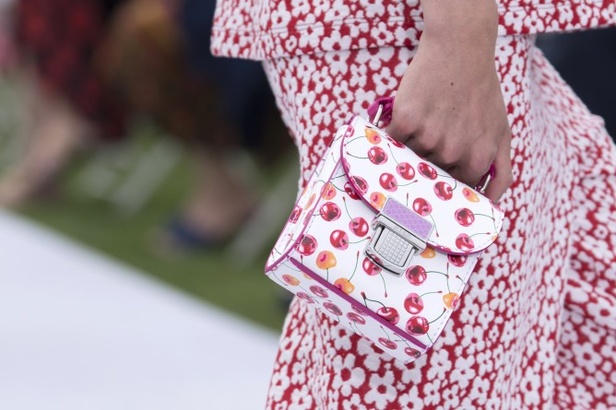 مجموعة MSGM لربيع وصيف 2022 من أسبوع الموضة في ميلانو