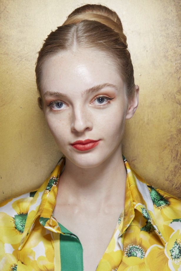 مجموعة Naeem Khan لربيع وصيف 2022 ضمن أسبوع الموضة في نيويورك