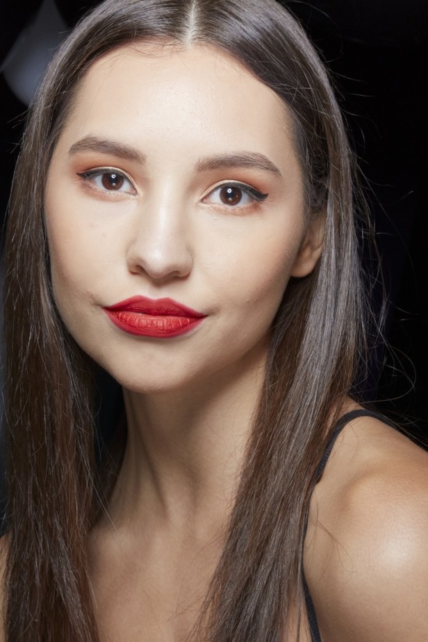 مجموعة Naeem Khan لربيع وصيف 2022 ضمن أسبوع الموضة في نيويورك