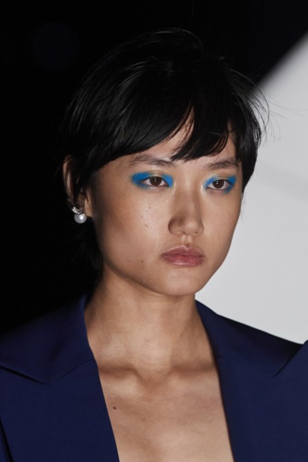 عرض أزياء PRABAL GURUNG لربيع وصيف 2022 من أسبوع الموضة في نيويورك