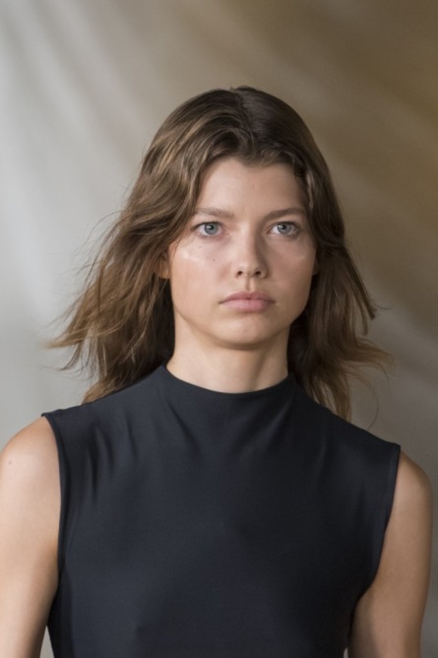 مجموعة ROBERTO CAVALLI لربيع وصيف 2022 من أسبوع الموضة في ميلانو