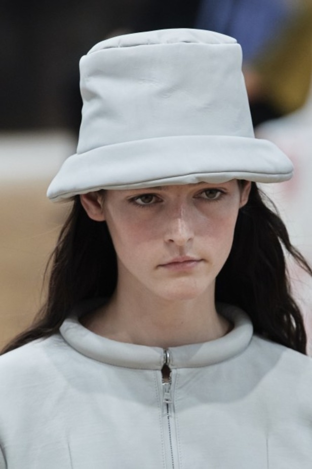 مجموعة Tod s لربيع وصيف 2022 من أسبوع الموضة في ميلانو