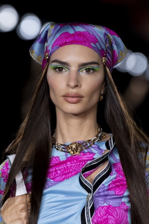 مجموعة فيرساتشي لموسم ربيع وصيف 2022