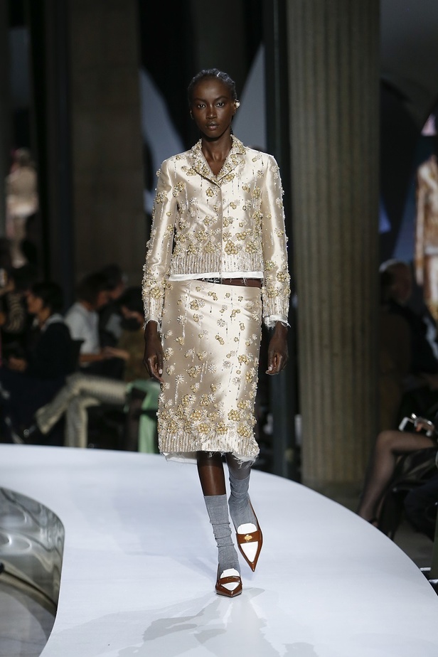 مجموعة Miu Miu لربيع وصيف 2022 من أسبوع الموضة في باريس