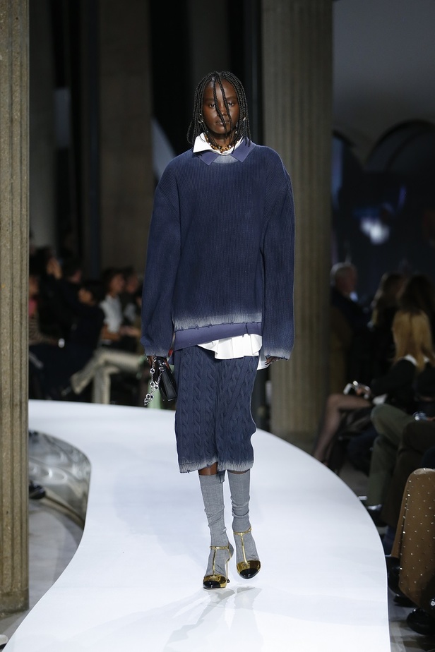 مجموعة Miu Miu لربيع وصيف 2022 من أسبوع الموضة في باريس