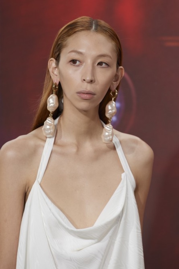 عرض أزياء مجموعة Vivienne Westwood لربيع وصيف 2022 من أسبوع الموضة في باريس