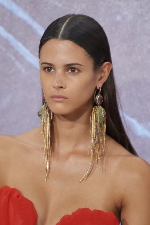 عرض أزياء مجموعة Vivienne Westwood لربيع وصيف 2022 من أسبوع الموضة في باريس