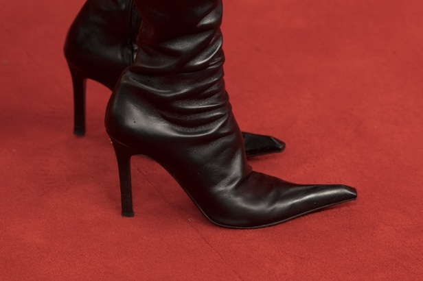 مجموعة بالنسياغا لموسم ربيع وصيف 2022