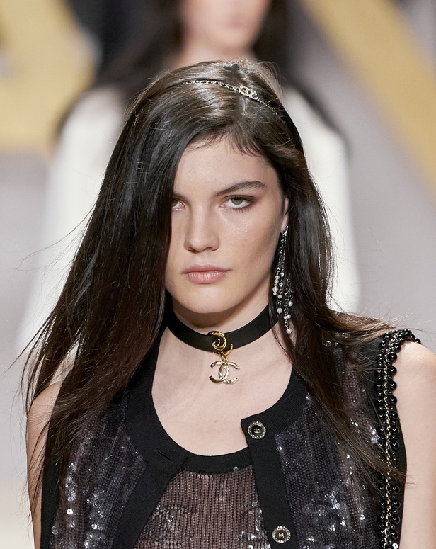 مجموعة CHANEL لربيع وصيف 2022 من أسبوع الموضة في باريس