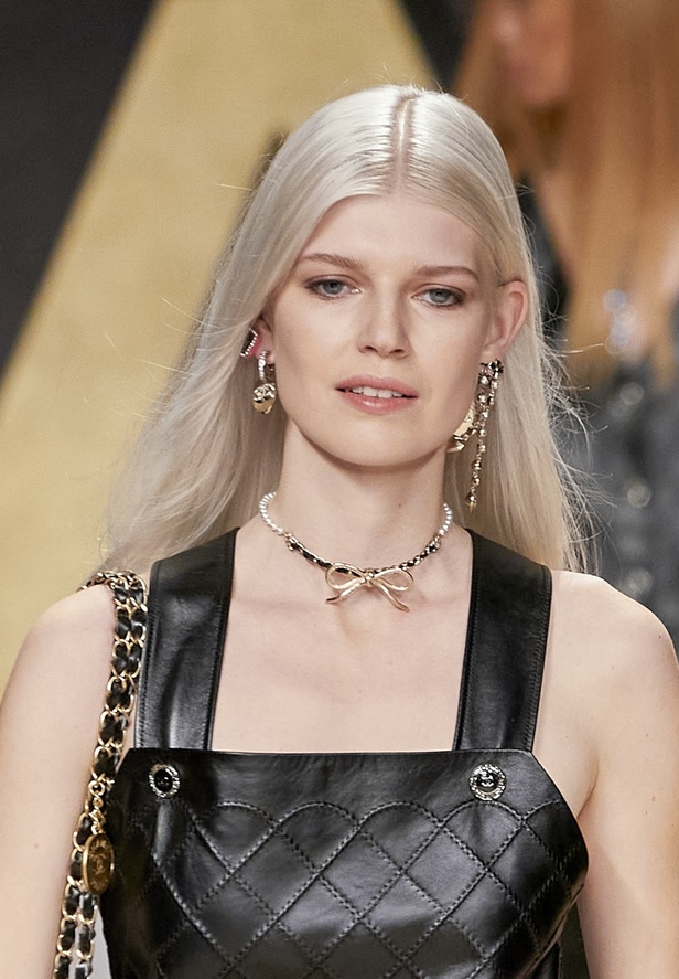 مجموعة CHANEL لربيع وصيف 2022 من أسبوع الموضة في باريس