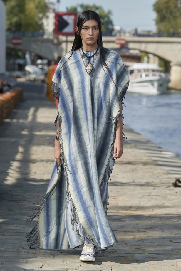 مجموعة كلوي لموسم ربيع وصيف 2022