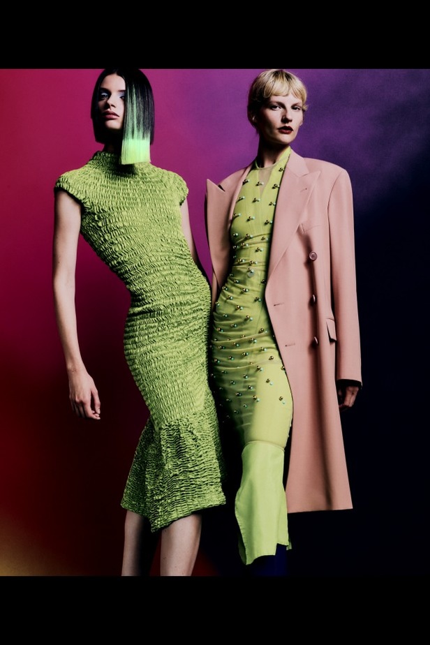 مجموعة دريز فان نوتن لموسم ربيع وصيف 2022