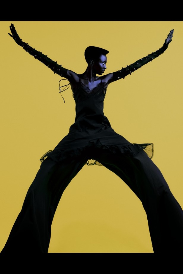 مجموعة دريز فان نوتن لموسم ربيع وصيف 2022