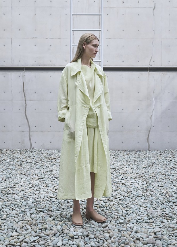 عرض أزياء Issey Miyake للألبسة الجاهزة من أسبوع الموضة في باريس 2021