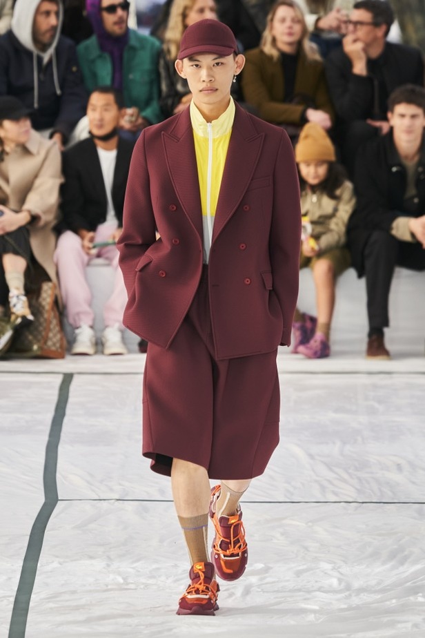 مجموعة أزياء لاكوست لربيع وصيف 2022 من أسبوع الموضة في باريس