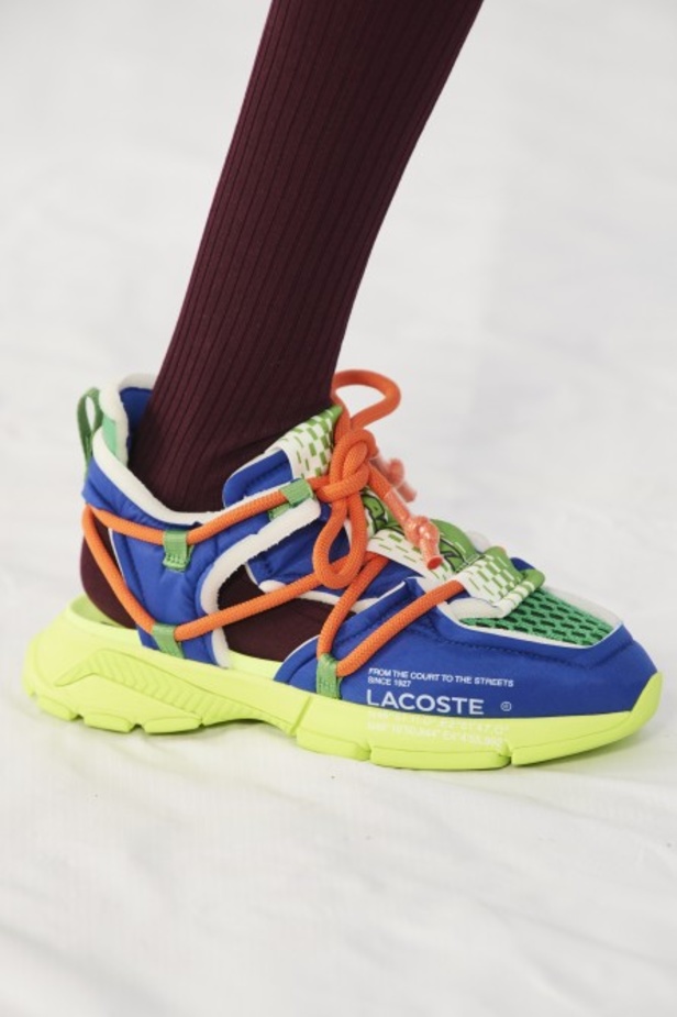 مجموعة أزياء لاكوست لربيع وصيف 2022 من أسبوع الموضة في باريس