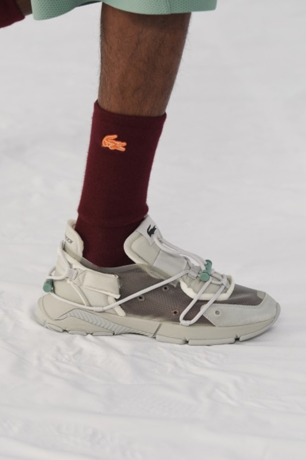 مجموعة أزياء لاكوست لربيع وصيف 2022 من أسبوع الموضة في باريس