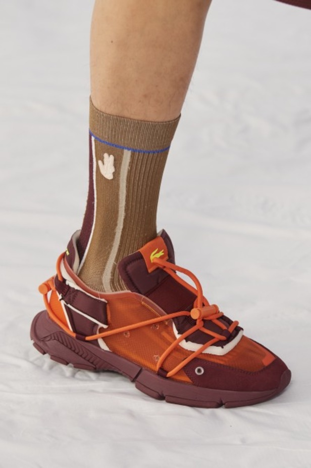 مجموعة أزياء لاكوست لربيع وصيف 2022 من أسبوع الموضة في باريس