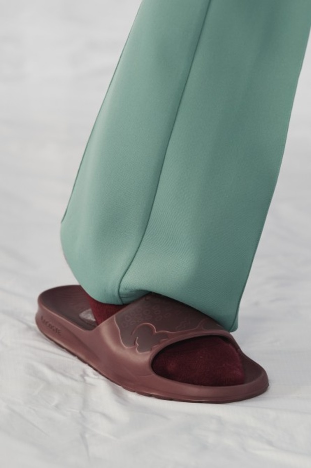 مجموعة أزياء لاكوست لربيع وصيف 2022 من أسبوع الموضة في باريس