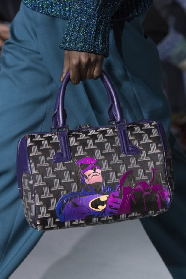 عرض أزياء Lanvin لربيع وصيف 2022 من أسبوع الموضة في باريس 