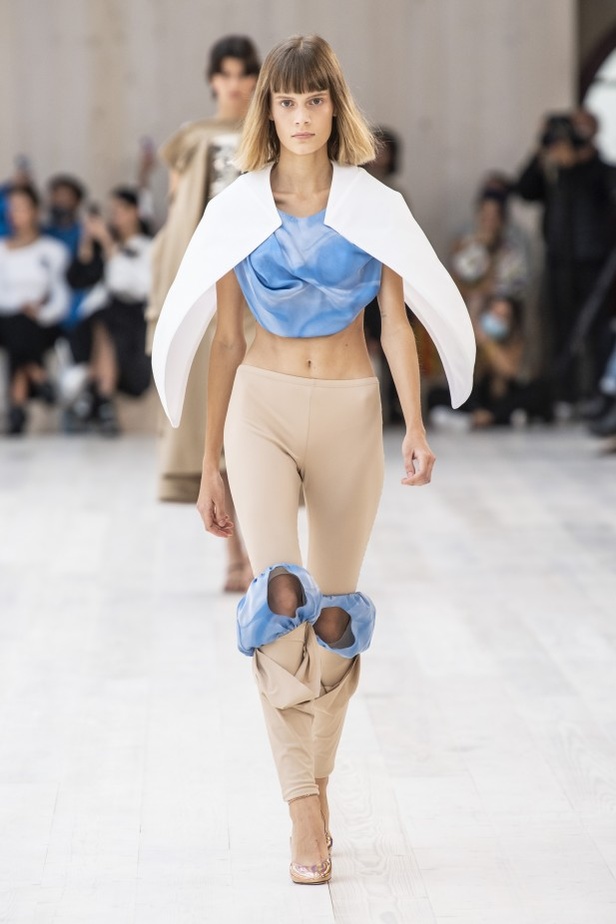 مجموعة لويفي لموسم ربيع وصيف 2022