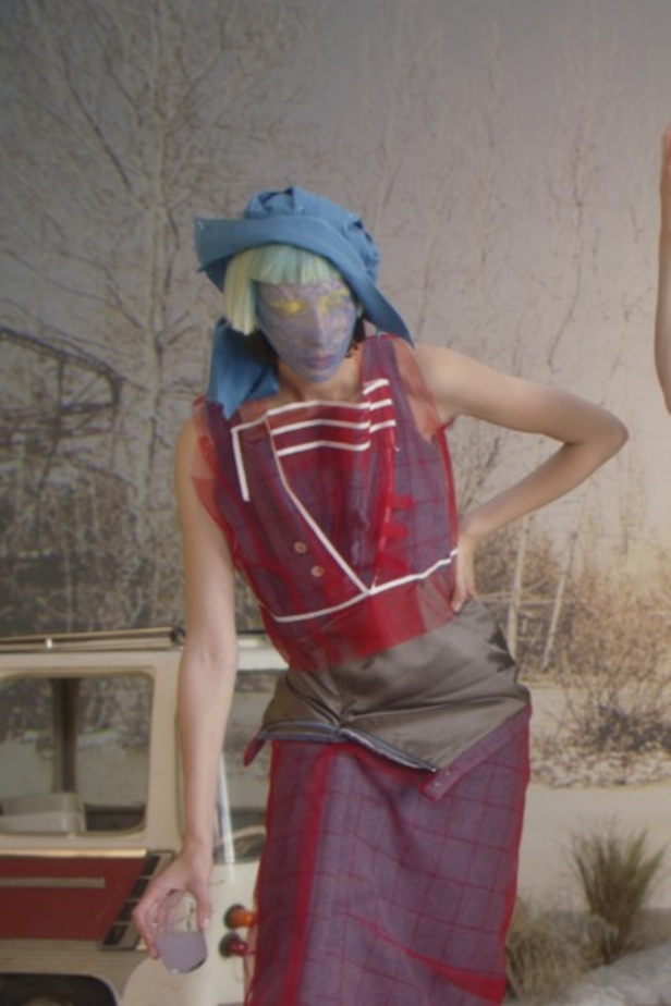 عرض أزياء Maison Margiela لربيع وصيف 2022 من أسبوع الموضة في باريس 