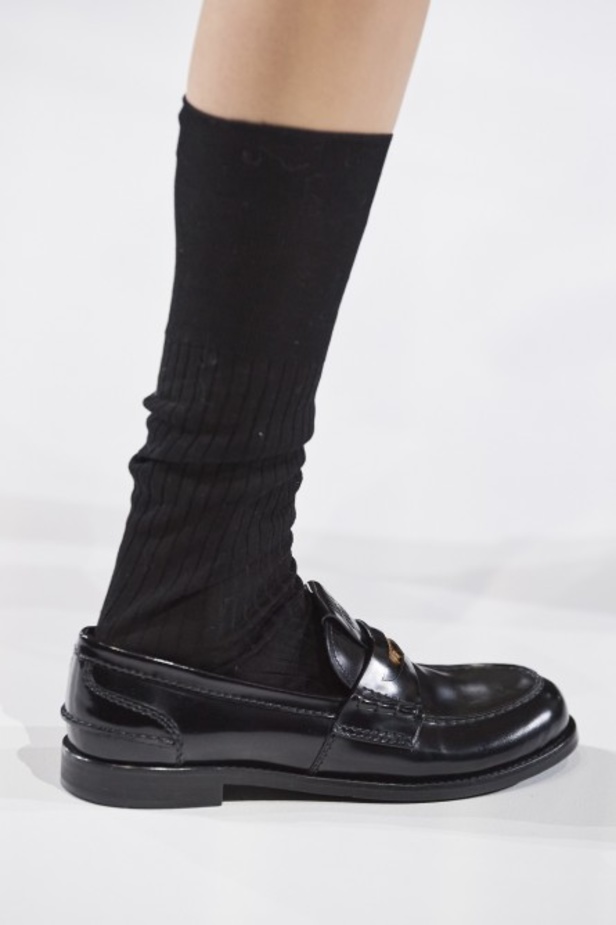 مجموعة Miu Miu لربيع وصيف 2022 من أسبوع الموضة في باريس