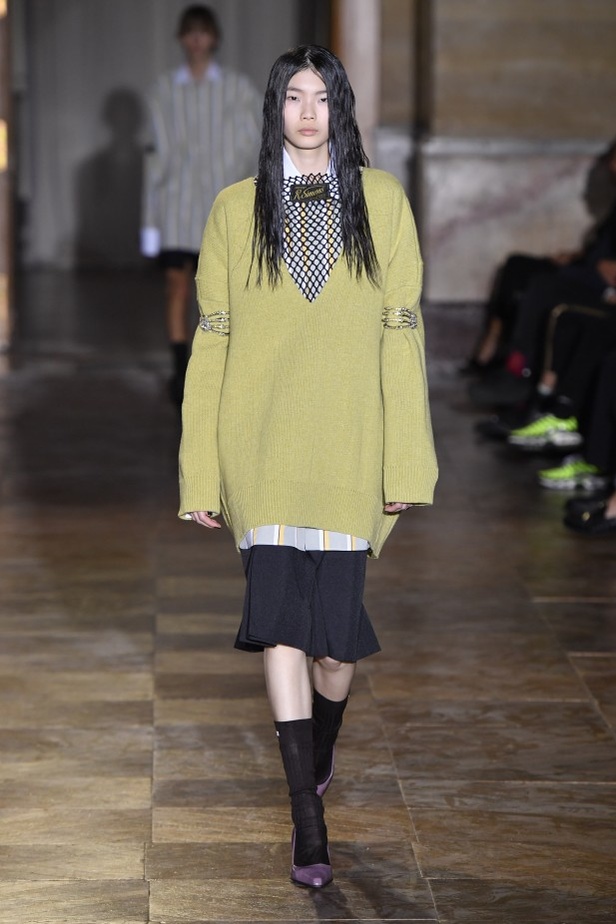 مجموعة راف سيمونز لموسم ربيع وصيف 2022