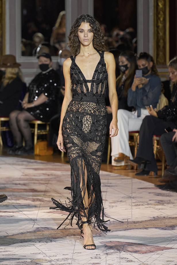 من مجموعة زهير مراد لموسم ربيع وصيف 2022 