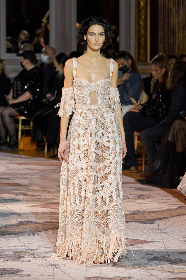 من مجموعة زهير مراد لموسم ربيع وصيف 2022 