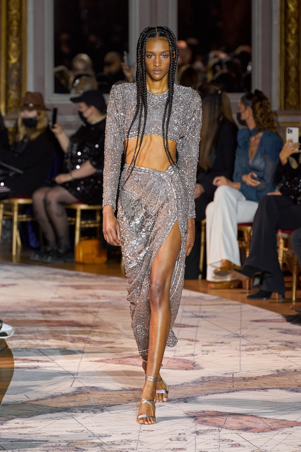 من مجموعة زهير مراد لموسم ربيع وصيف 2022 