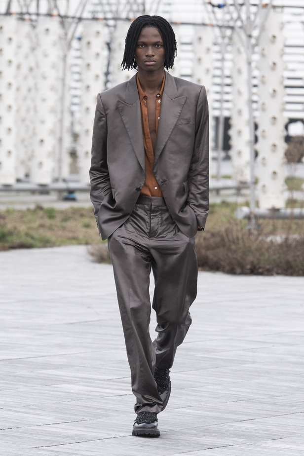 مجموعة Azzaro للهوت كوتور لربيع وصيف 2022‏