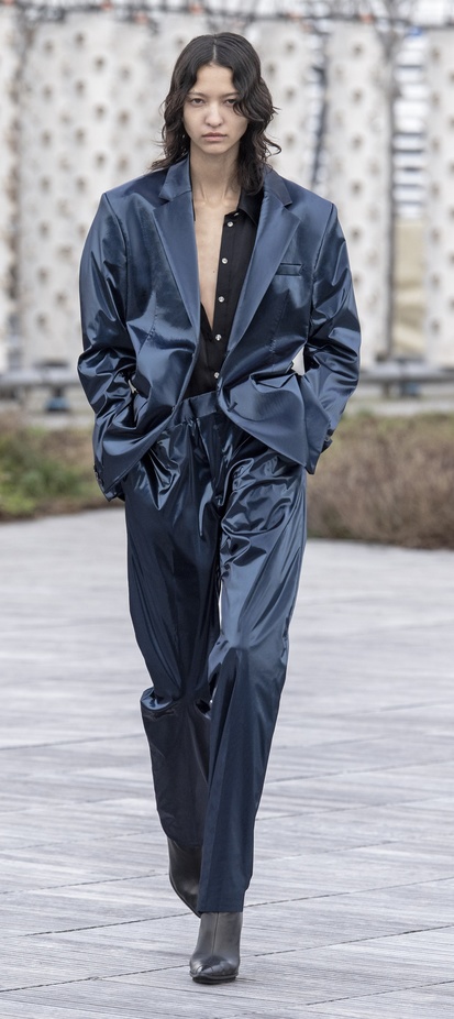 مجموعة Azzaro للهوت كوتور لربيع وصيف 2022‏