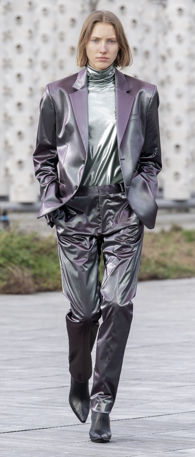 مجموعة Azzaro للهوت كوتور لربيع وصيف 2022‏