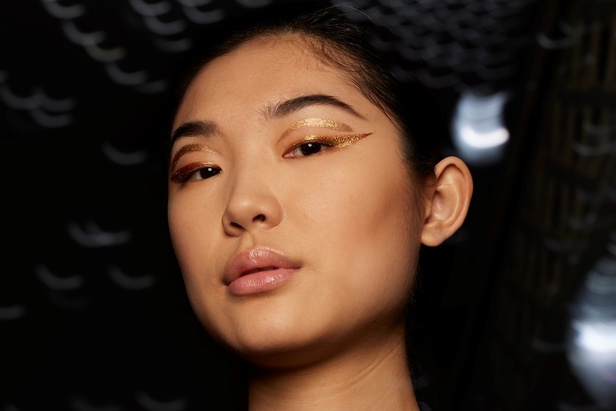 مجموعة Alexis Mabille الهوت كوتور لربيع وصيف 2022