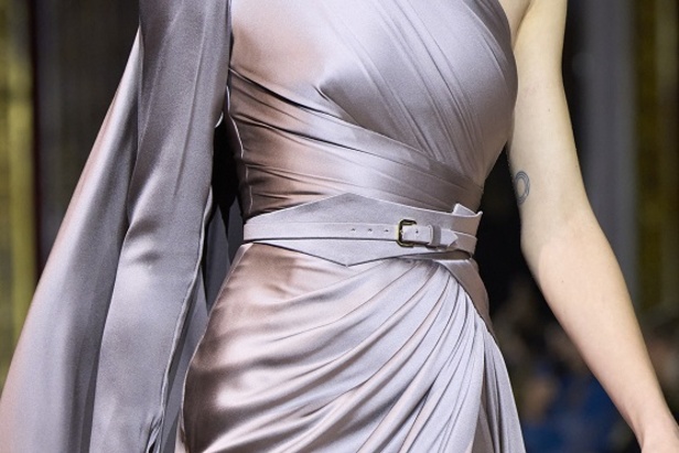 عرض أزياء زهير مراد لموسم ربيع وصيف 2022