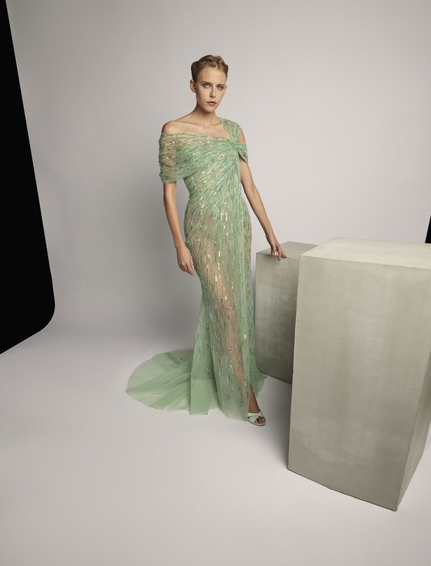 إشراقة الربيع في مجموعة رامي العلي للألبسة الفاخرة لربيع وصيف 2022