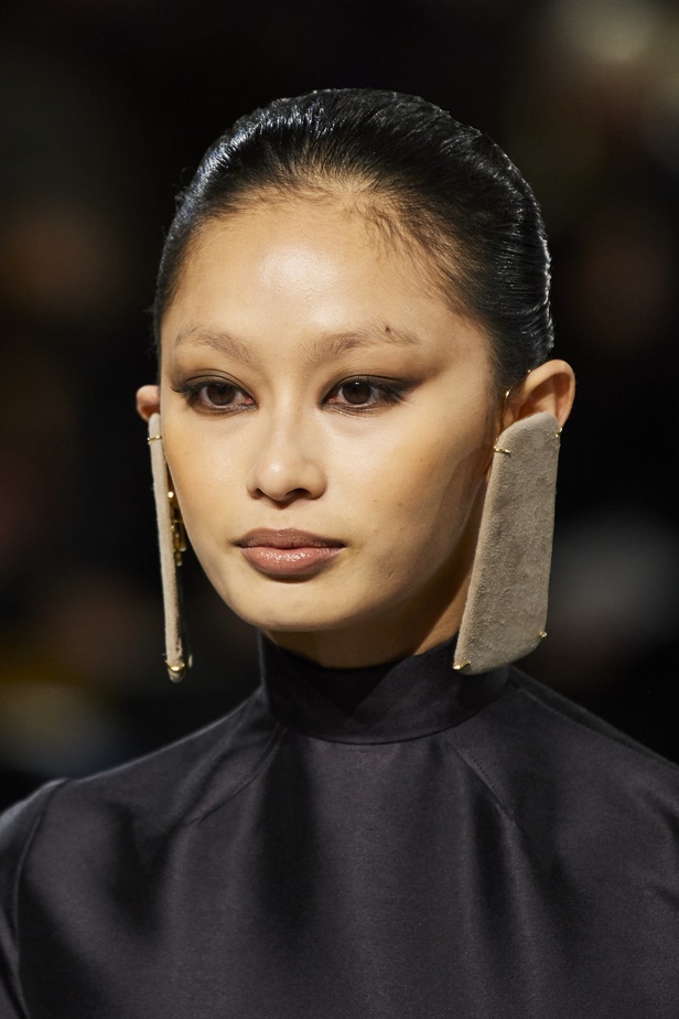 مجموعة الهوت كوتور لربيع وصيف 2022 من ستيفان رولاند بعد غياب عامين 