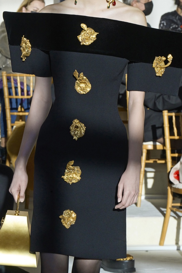 عرض أزياء سكياباريلي لموسم ربيع وصيف 2022